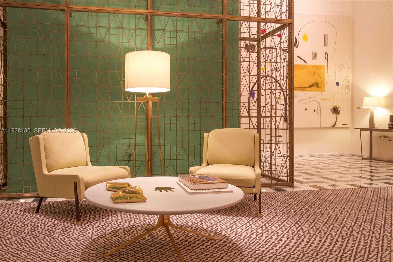 Imagen de Pequeño Objeto