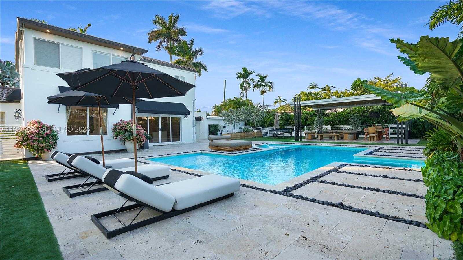 Small Image of 1201 NORTH EAST 85TH ST, Miami Number 11