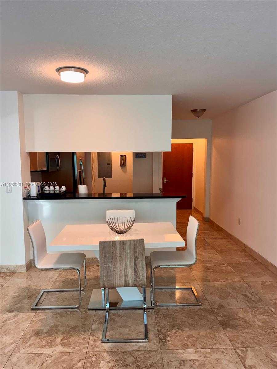 Small Image of 31 SOUTH EAST 5TH ST #2710, Miami Number 3