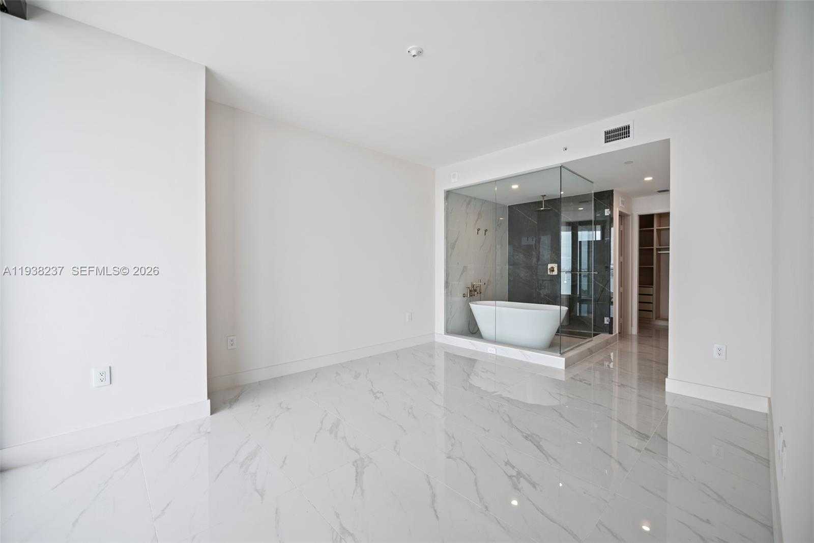 Small Image of 700 NORTH EAST 24TH ST #2105, Miami Number 17