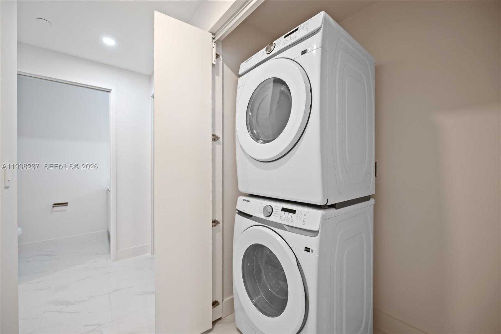 Small Image of 700 NORTH EAST 24TH ST #2105, Miami Number 31