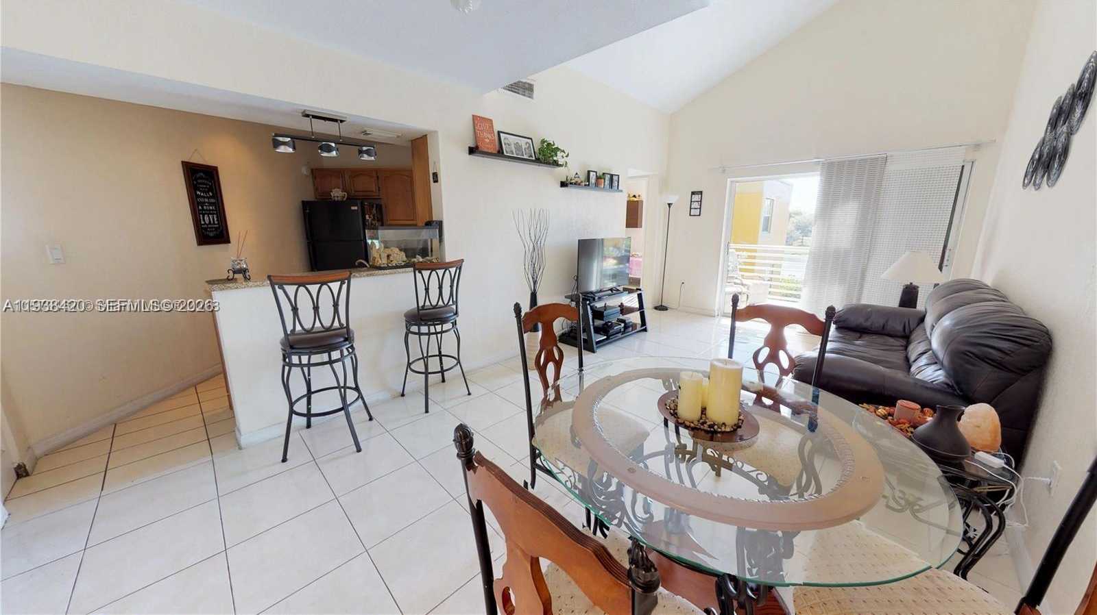 Small Image of 9735 FONTAINEBLEAU BLVD #G308, Miami Number 1