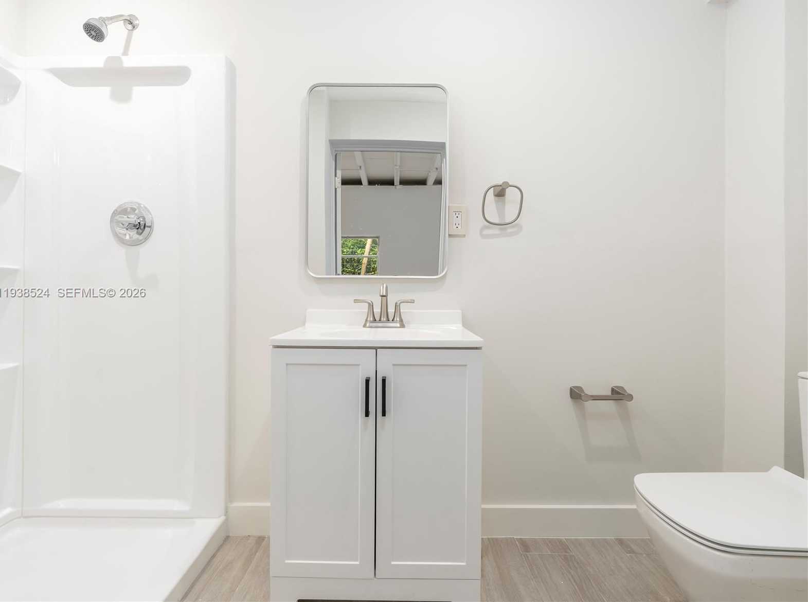 Imagen de Pequeño Objeto