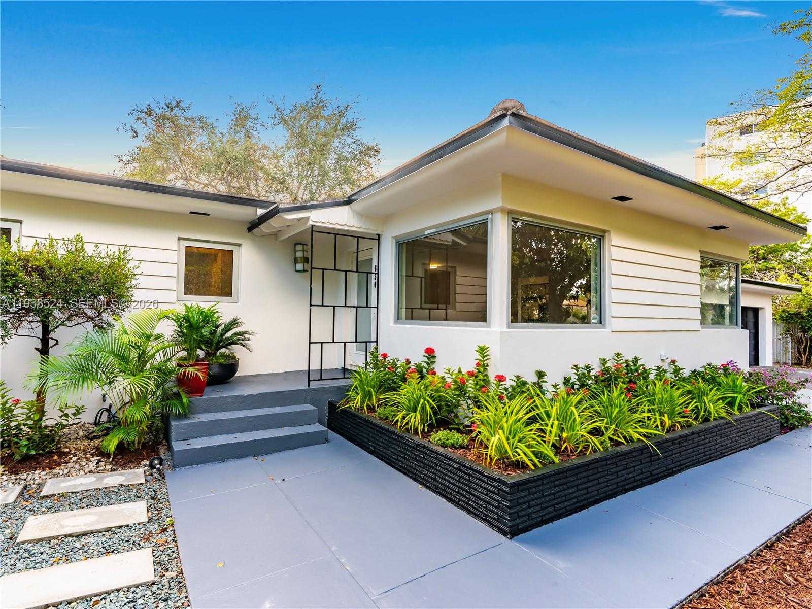 Imagen de Pequeño Objeto