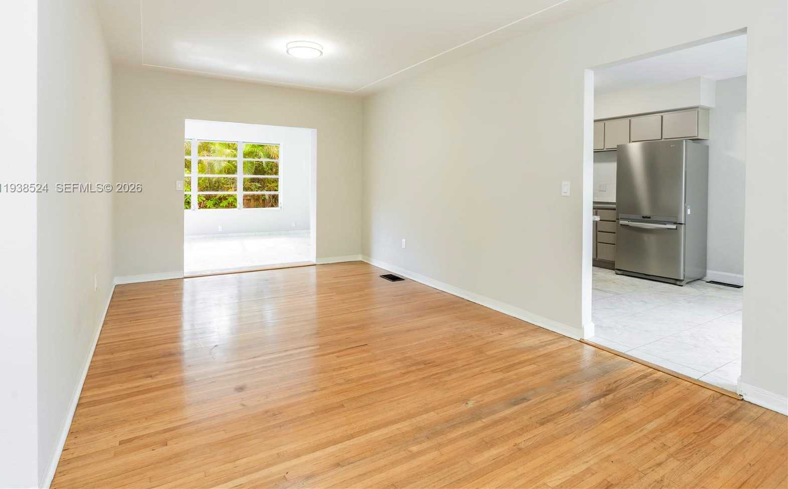 Imagen de Pequeño Objeto