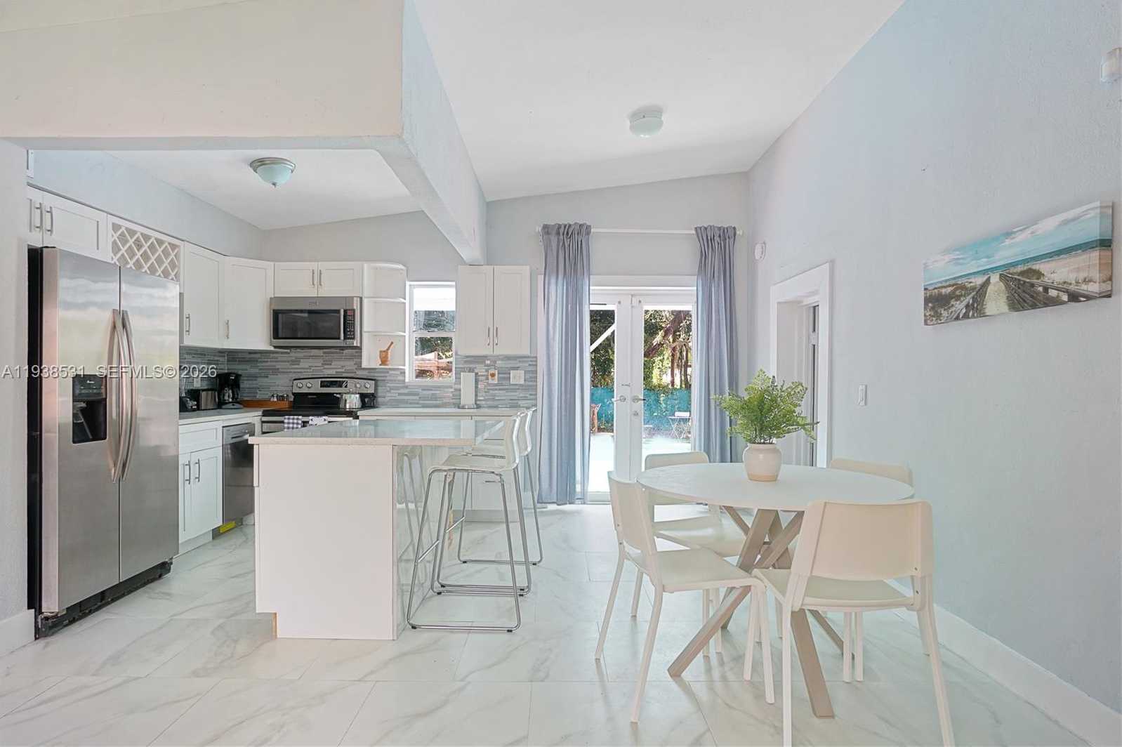 Small Image of 1370 NORTH EAST 133RD ST, North Miami Number 7