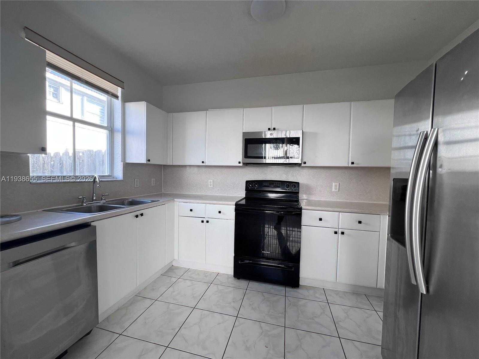 Imagen de Pequeño Objeto