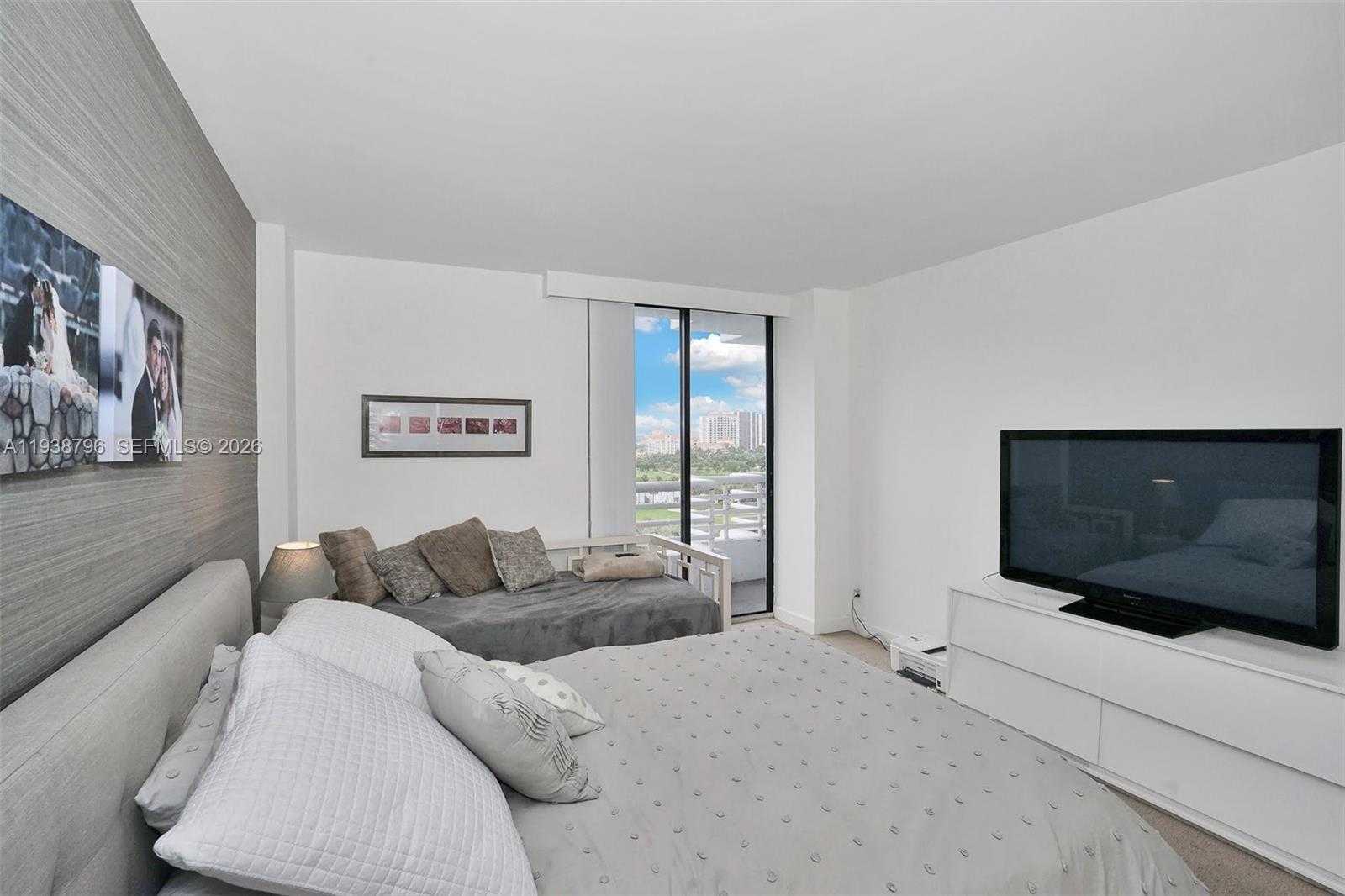 Small Image of 3300 NORTH EAST 192ND ST #1003, Aventura Number 8