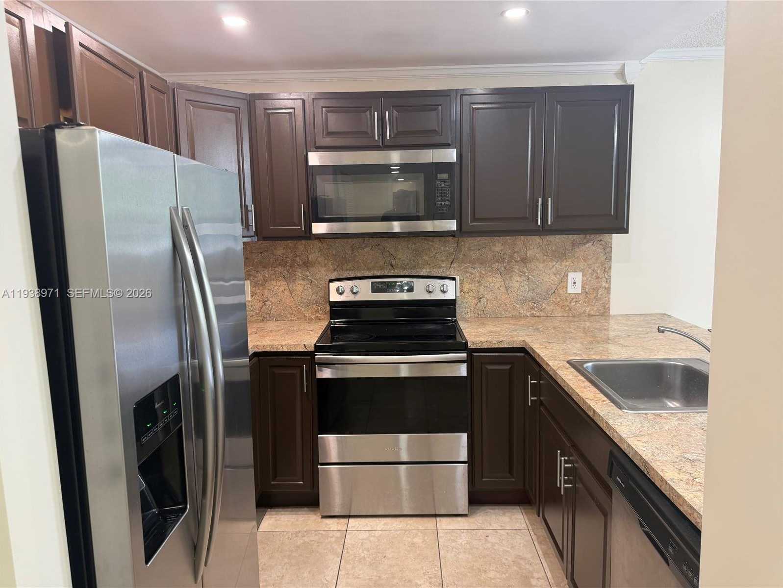 Small Image of 10400 SOUTH WEST 108TH AVE #A201, Miami Number 3