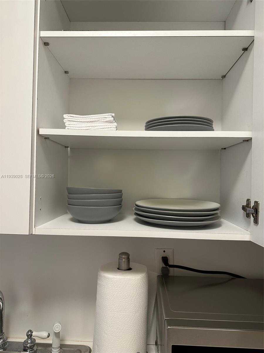 Small Image of 100 LINCOLN RD #431, Miami Beach Number 16