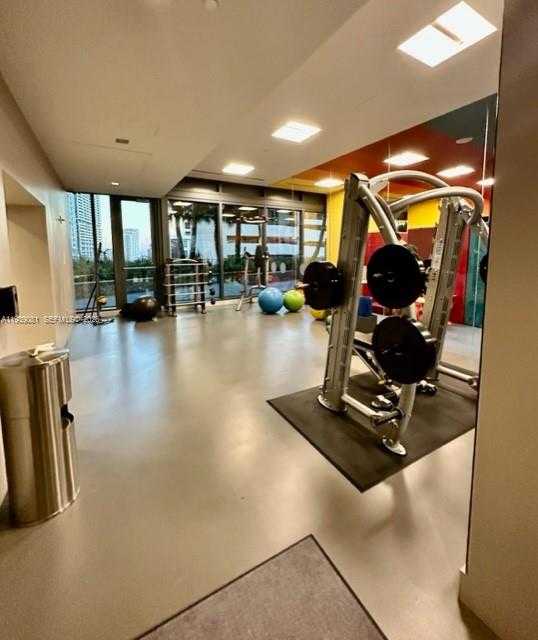 Small Image of 68 SOUTH EAST 6TH ST #2507, Miami Number 28