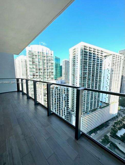 Small Image of 68 SOUTH EAST 6TH ST #2507, Miami Number 3