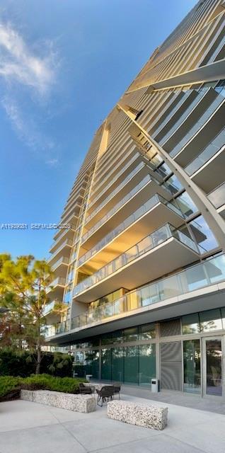 Small Image of 68 SOUTH EAST 6TH ST #2507, Miami Number 31