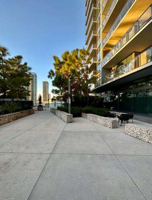 Small Image of 68 SOUTH EAST 6TH ST #2507, Miami Number 32