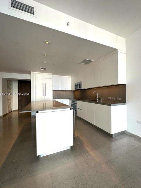 Small Image of 68 SOUTH EAST 6TH ST #2507, Miami Number 5