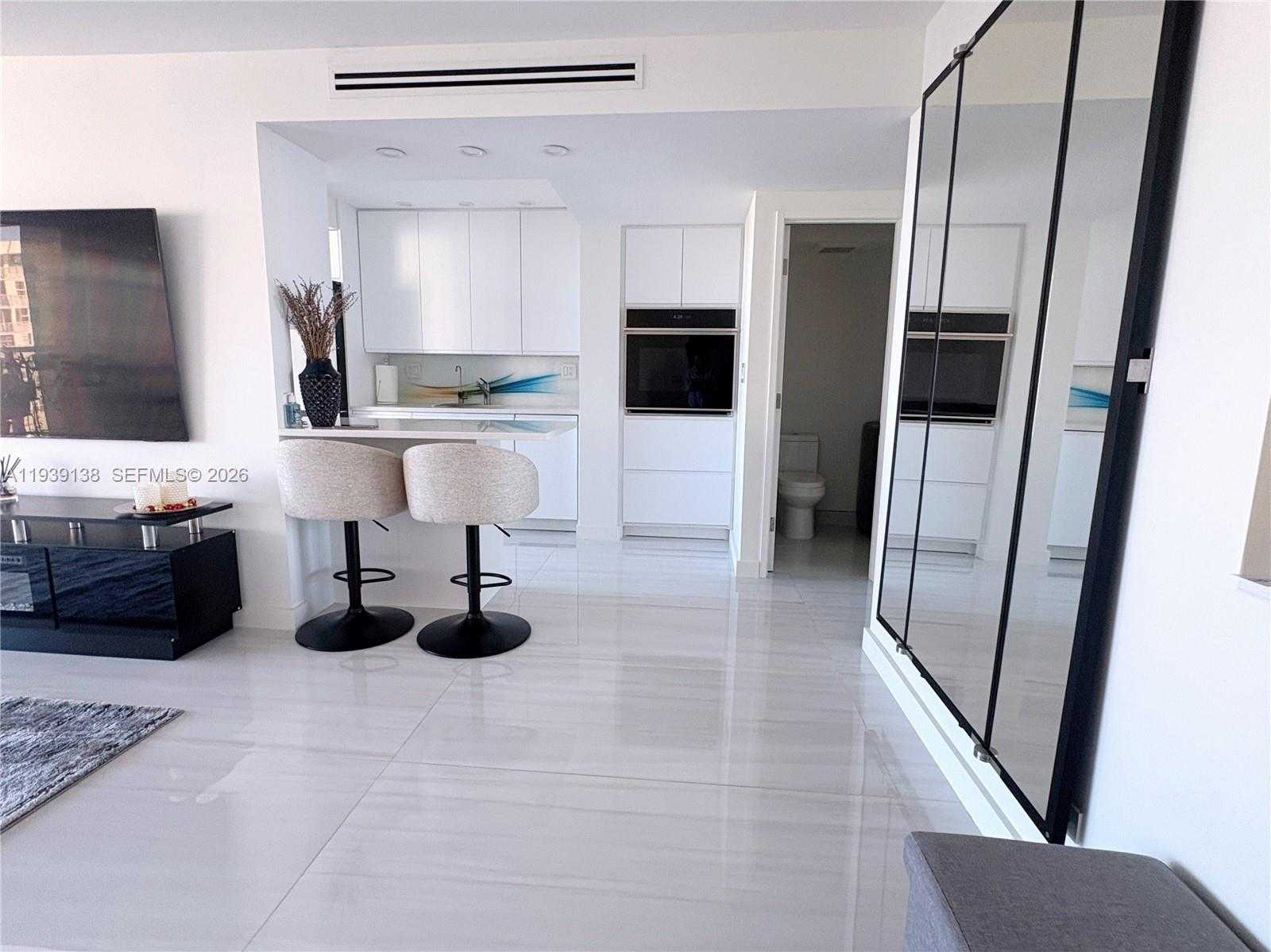 Small Image of 230 174TH ST #2205, Sunny Isles Beach Number 4