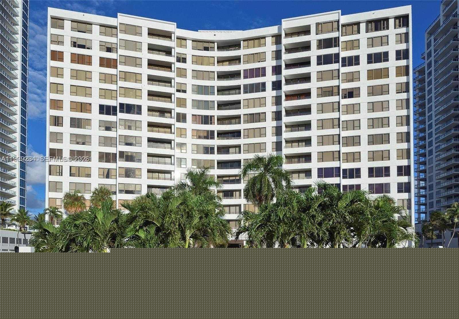 Small Image of 3505 SOUTH OCEAN DR #1514, Hollywood Number 2
