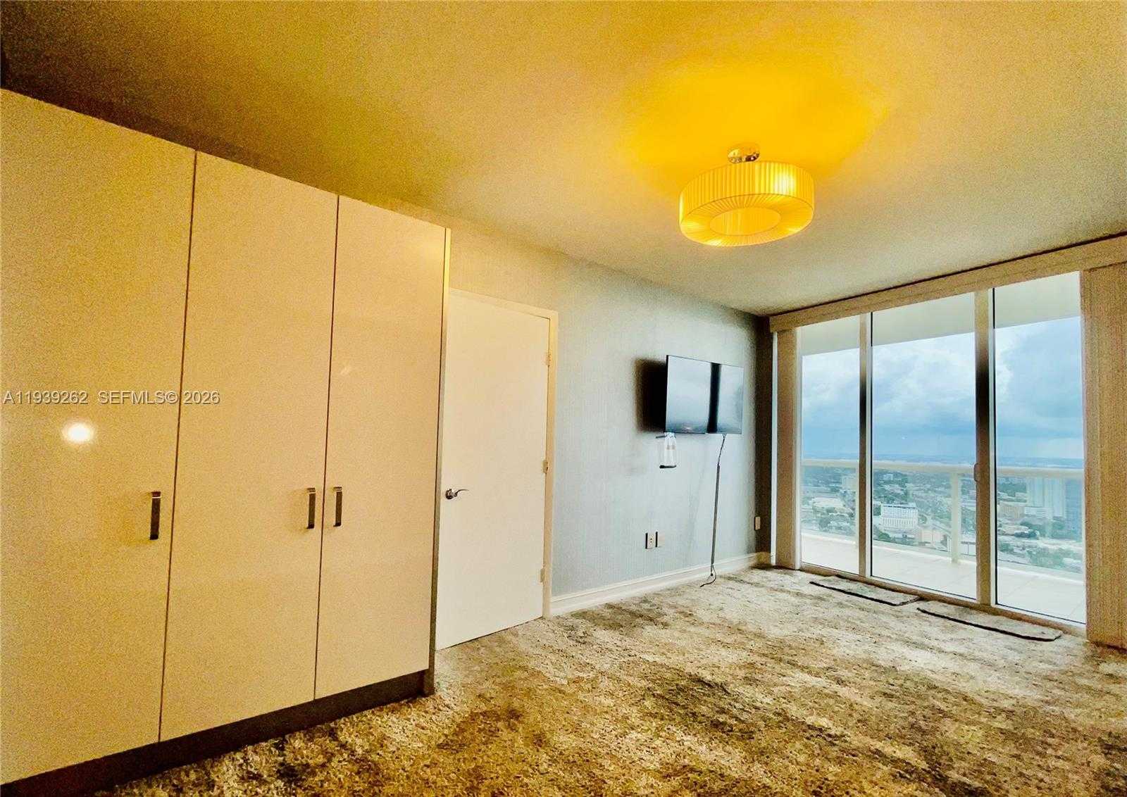 Small Image of 1850 SOUTH OCEAN DR #4109, Hallandale Beach Number 11