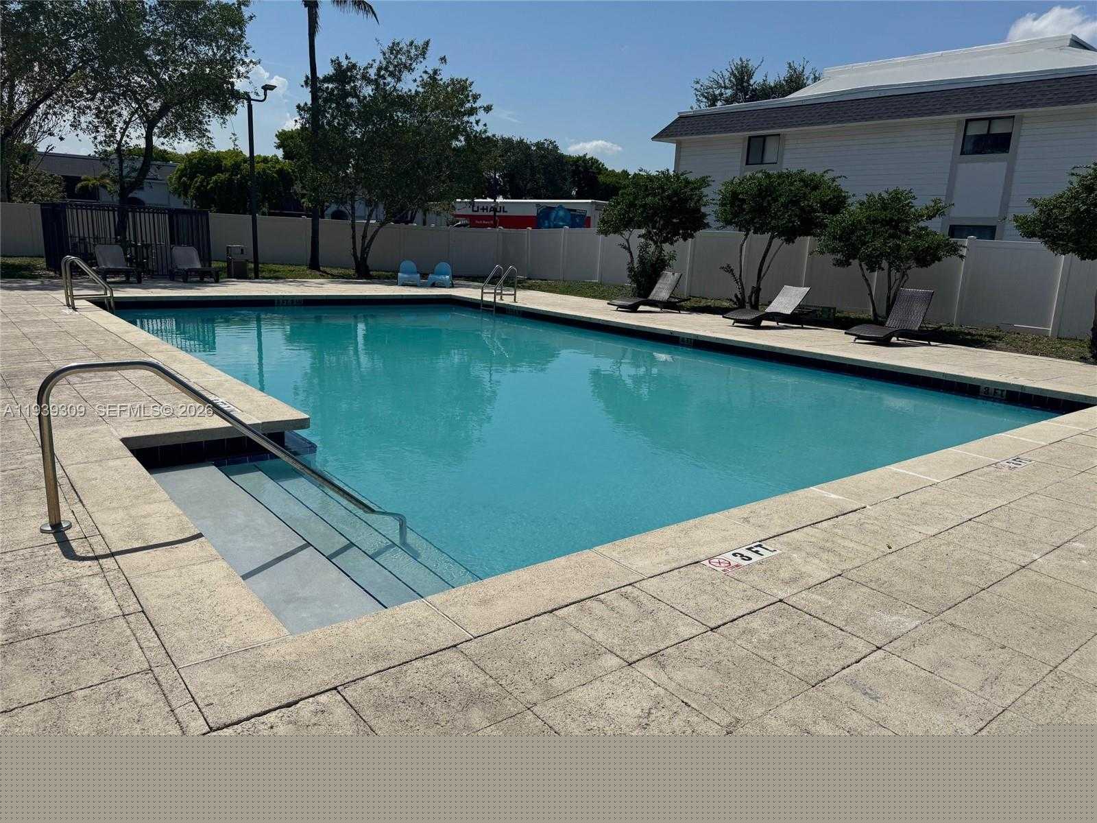 Small Image of 6045 NORTH WEST 186TH ST #323, Hialeah Number 16