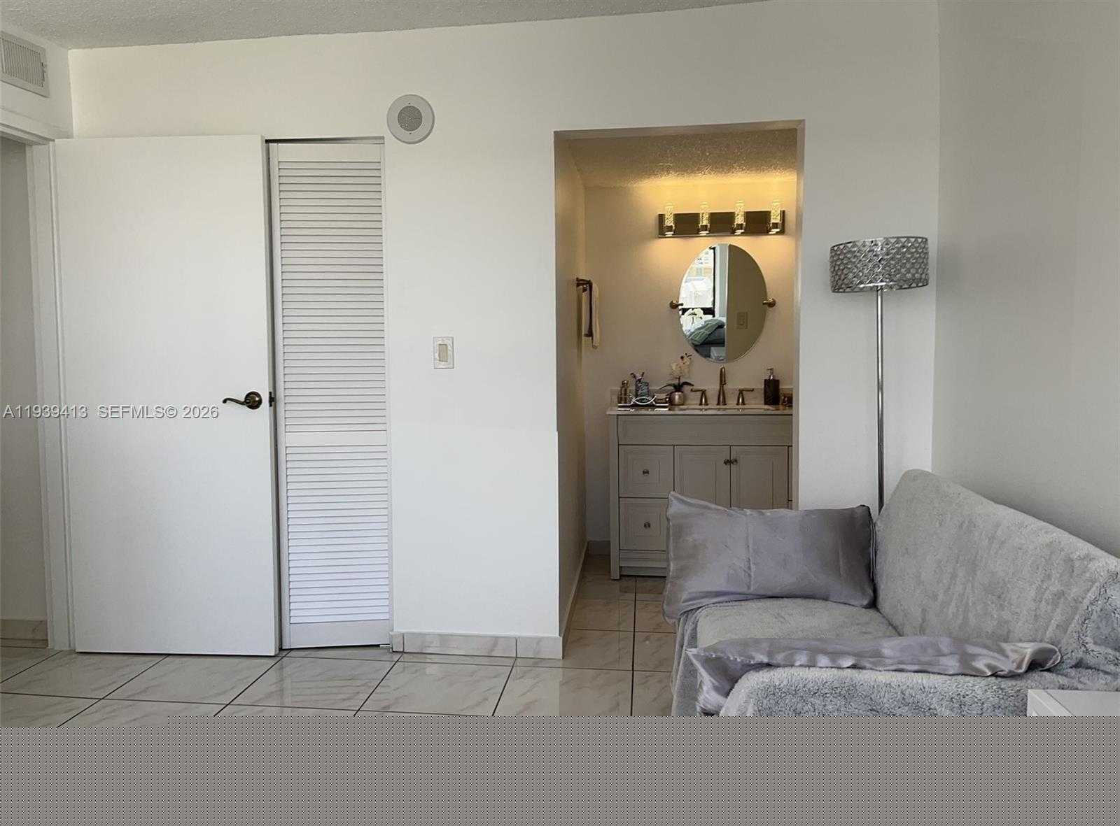 Small Image of 17021 NORTH BAY RD #907, Sunny Isles Beach Number 10