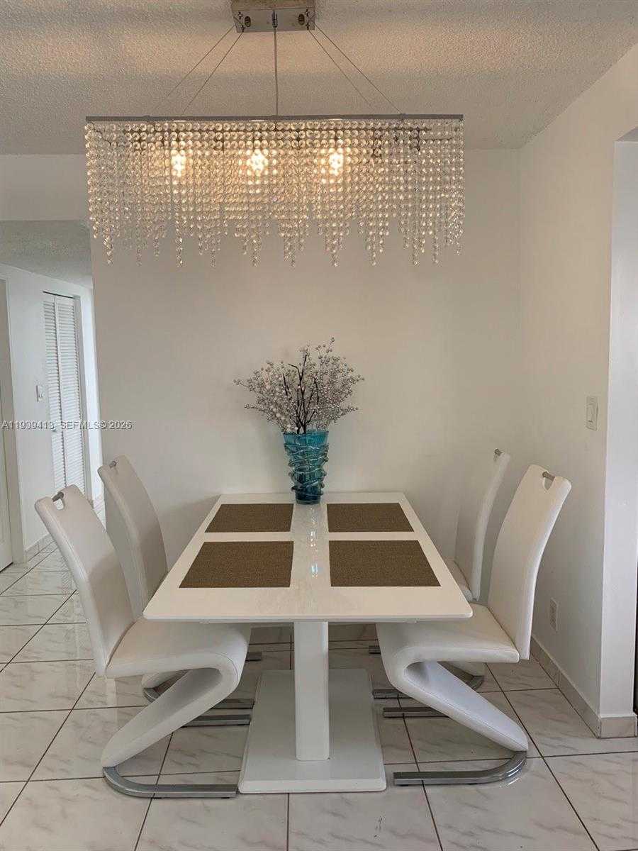 Small Image of 17021 NORTH BAY RD #907, Sunny Isles Beach Number 5