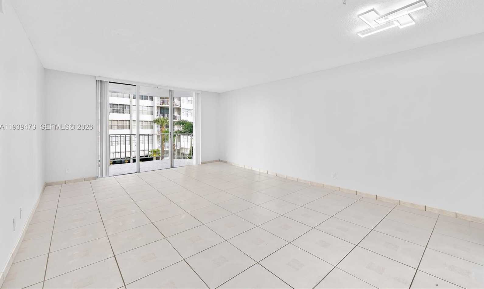 Small Image of 16710 NORTH EAST 9TH AVE #307, North Miami Beach Number 2