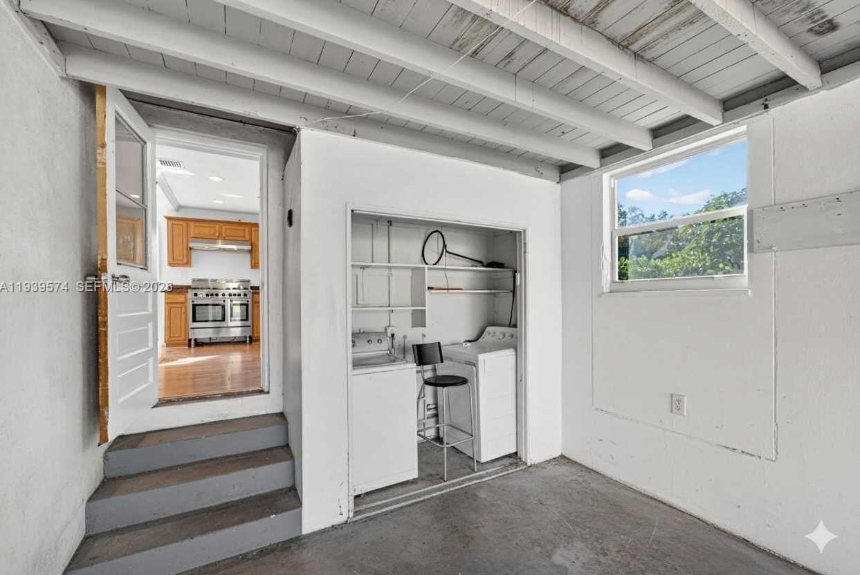 Small Image of 1538 FUNSTON ST, Hollywood Number 21