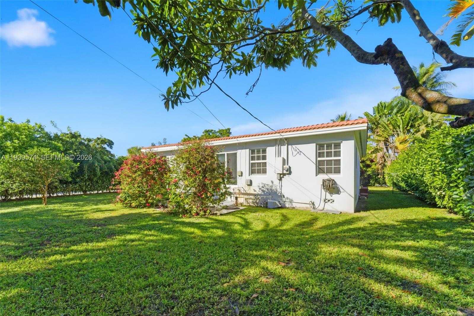 Small Image of 1538 FUNSTON ST, Hollywood Number 23