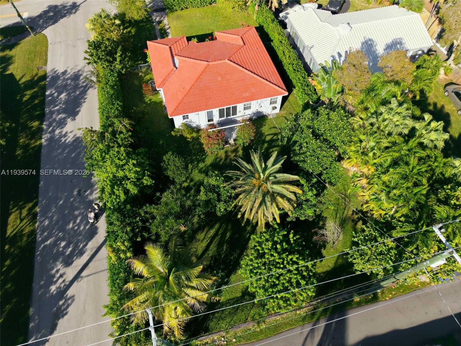 Small Image of 1538 FUNSTON ST, Hollywood Number 31