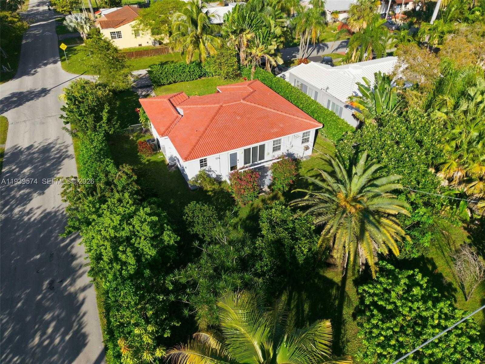 Small Image of 1538 FUNSTON ST, Hollywood Number 32