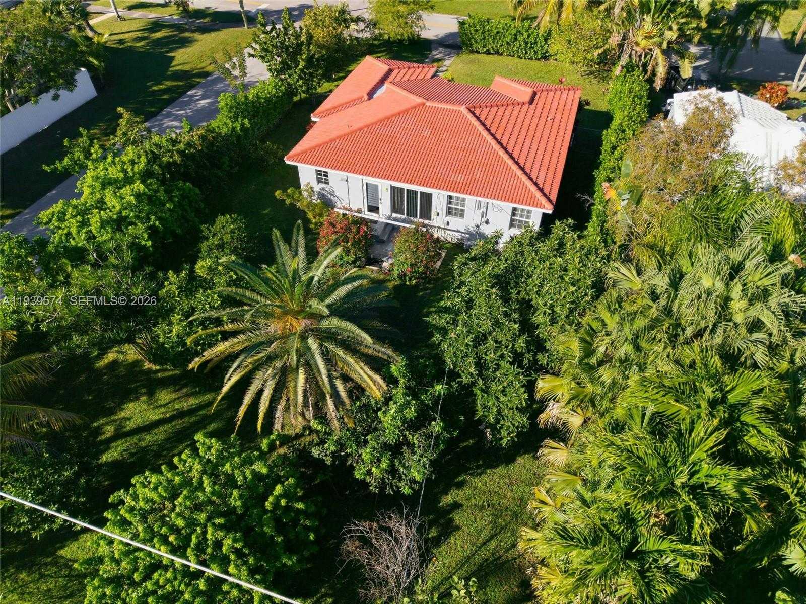 Small Image of 1538 FUNSTON ST, Hollywood Number 33