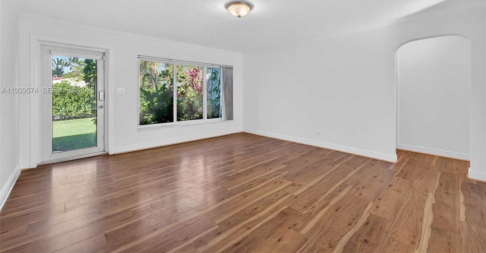 Small Image of 1538 FUNSTON ST, Hollywood Number 7