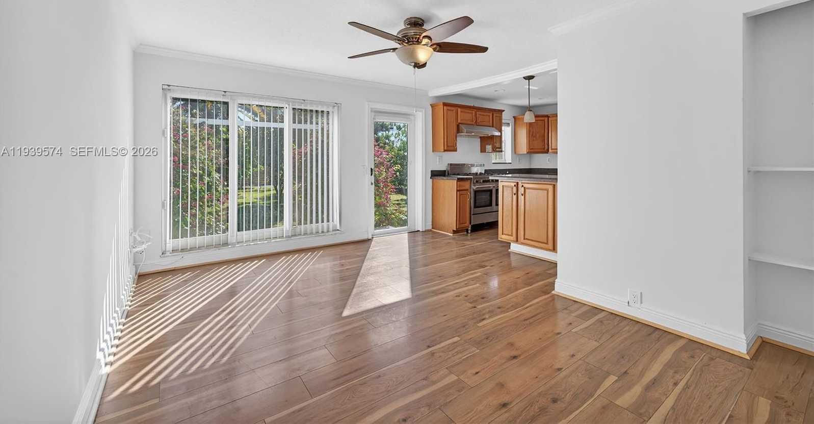 Small Image of 1538 FUNSTON ST, Hollywood Number 8