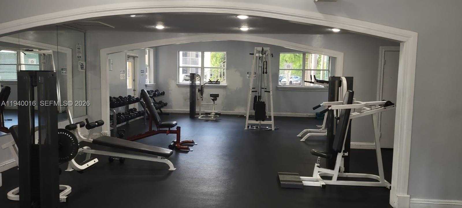 Small Image of 8160 GENEVA CT #108, Doral Number 25