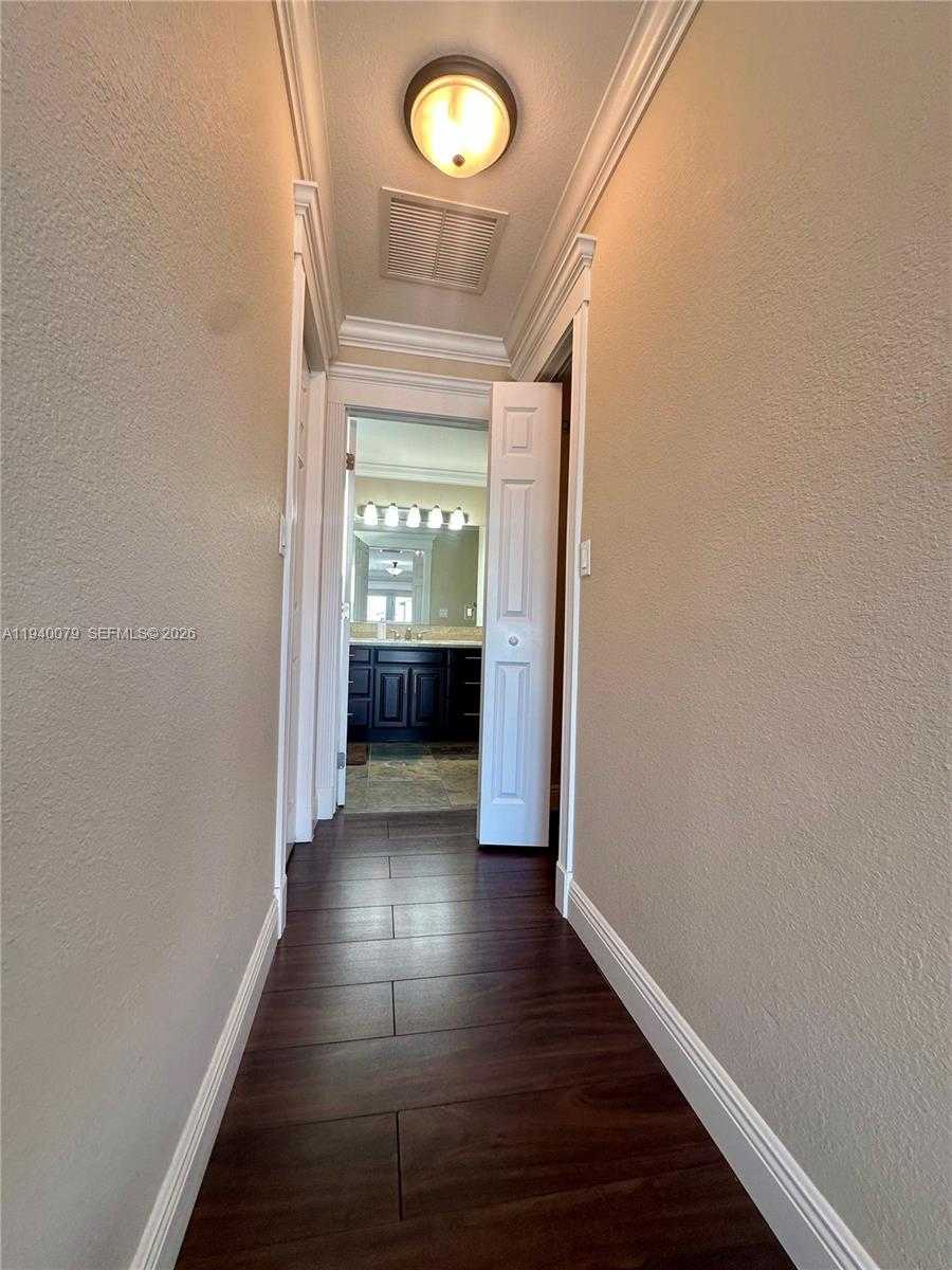 Small Image of 1516 AQUEDUCT LN #1, Key Largo Number 31