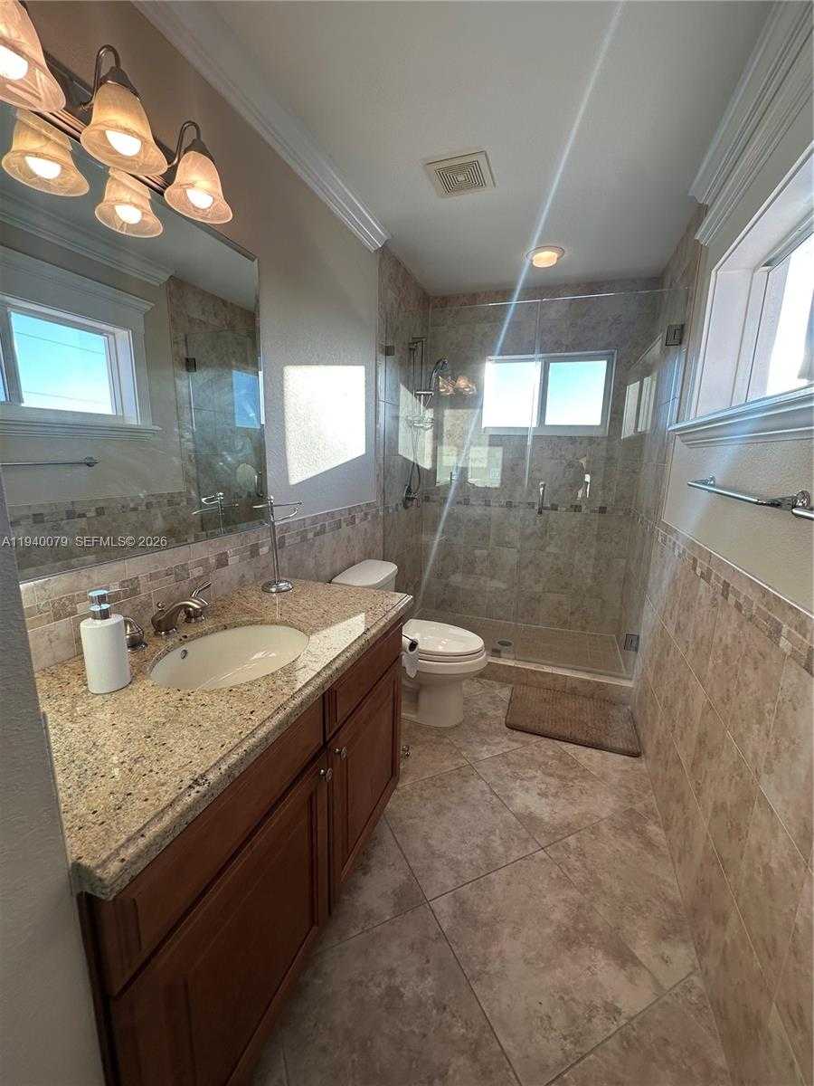 Small Image of 1516 AQUEDUCT LN #1, Key Largo Number 40