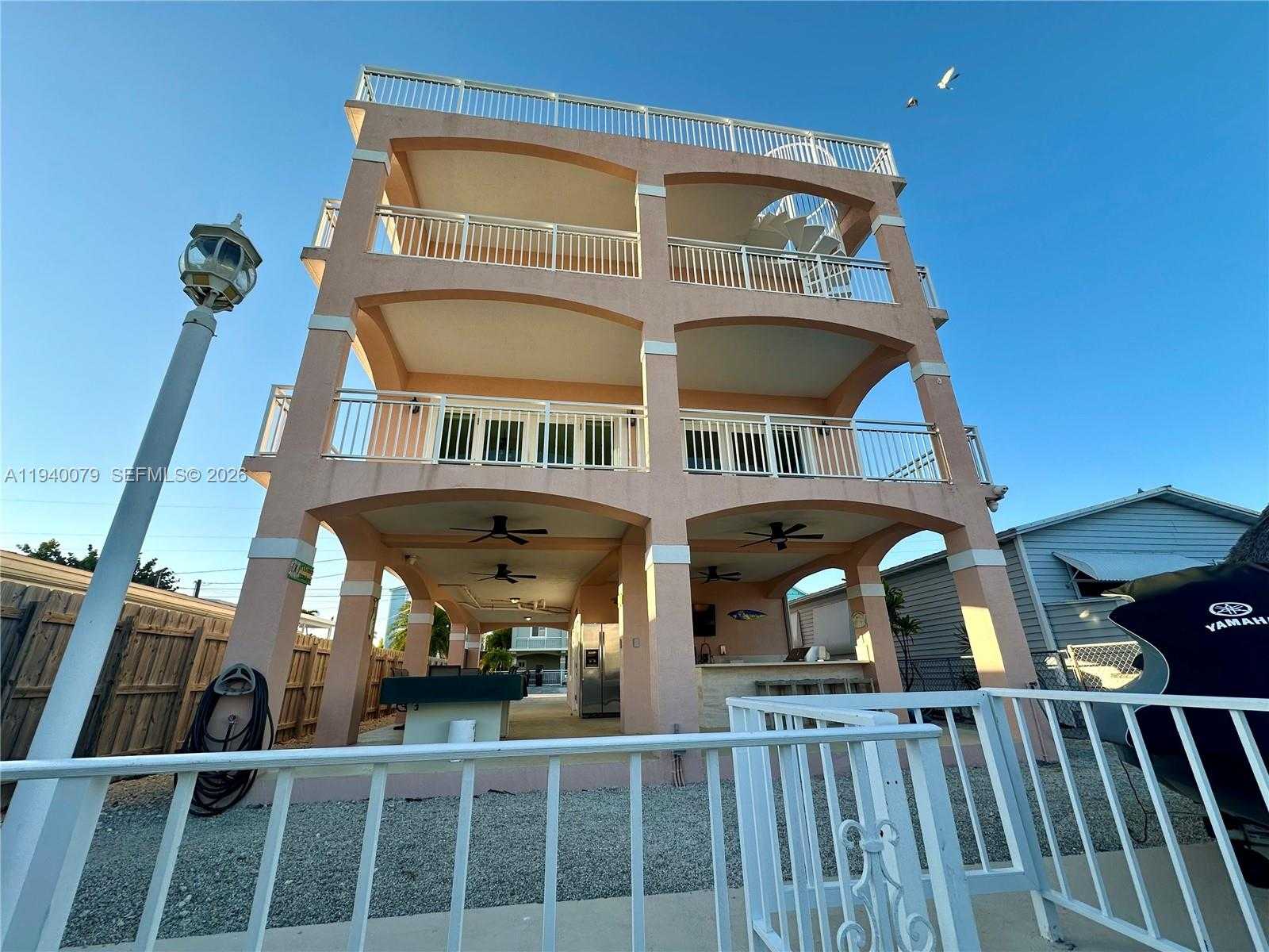 Small Image of 1516 AQUEDUCT LN #1, Key Largo Number 52