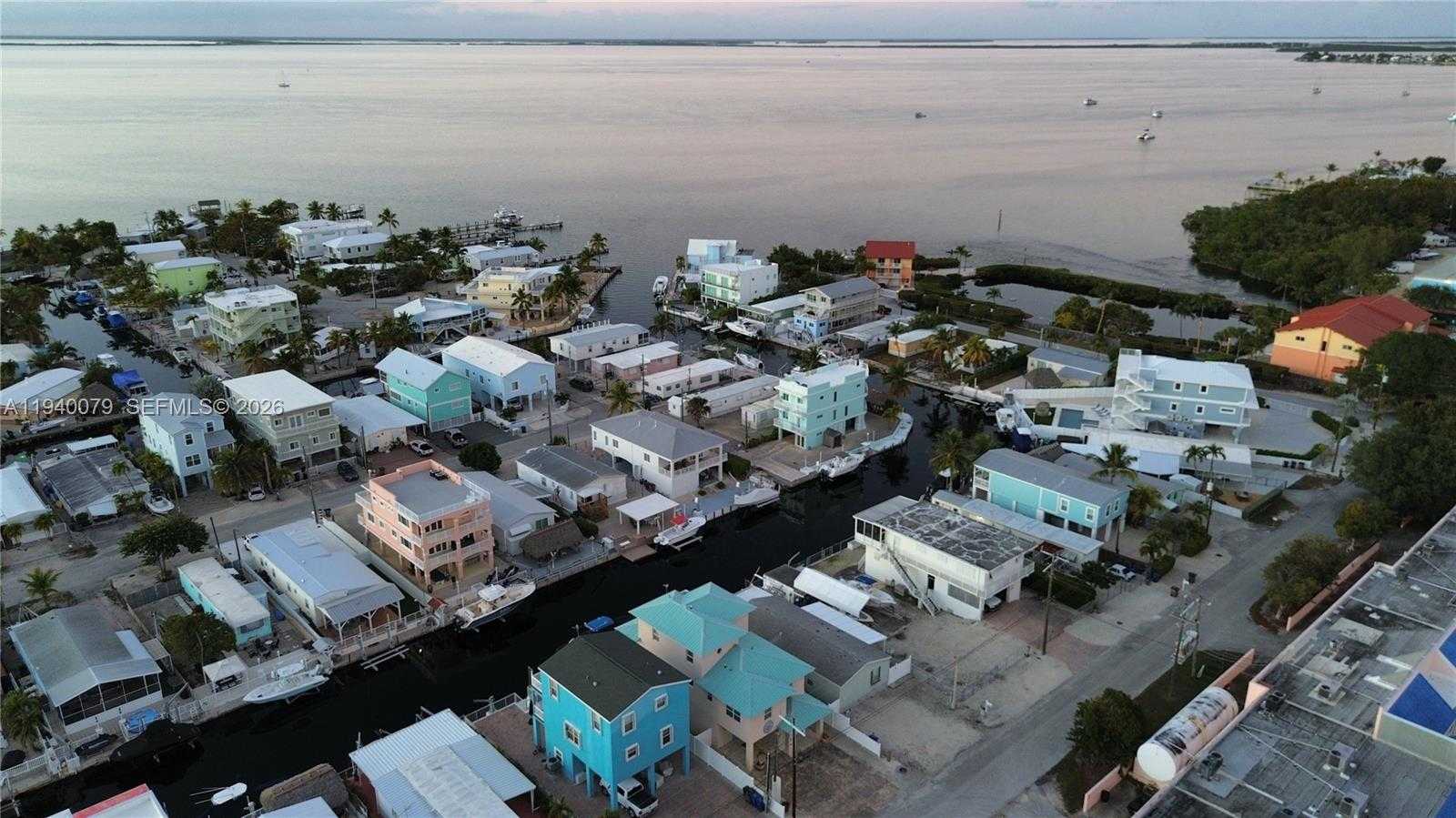 Small Image of 1516 AQUEDUCT LN #1, Key Largo Number 64