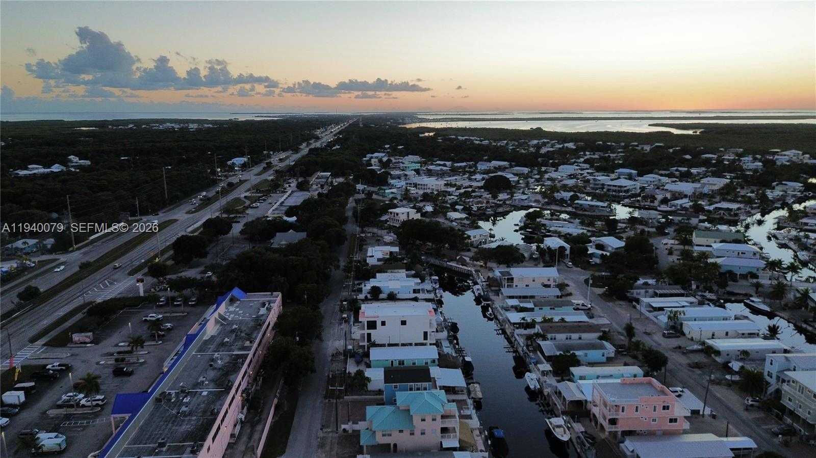 Small Image of 1516 AQUEDUCT LN #1, Key Largo Number 66