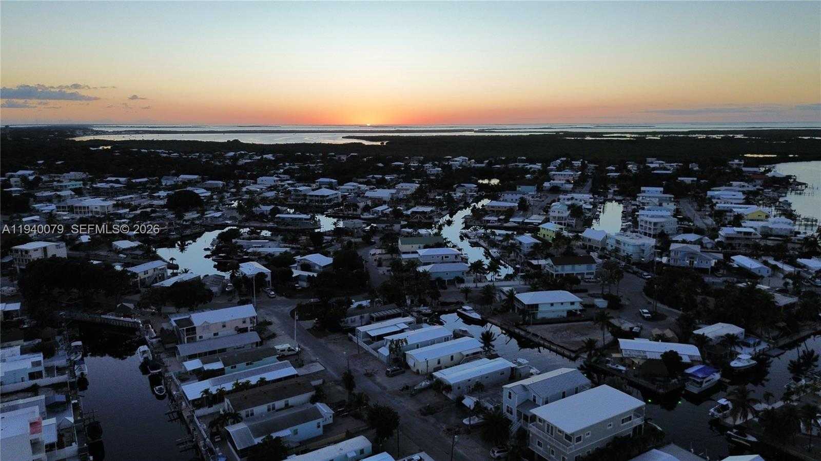 Small Image of 1516 AQUEDUCT LN #1, Key Largo Number 71