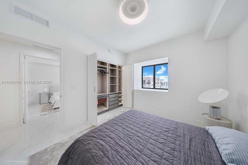 Small Image of 700 NORTH EAST 24 ST #1403, Miami Number 15