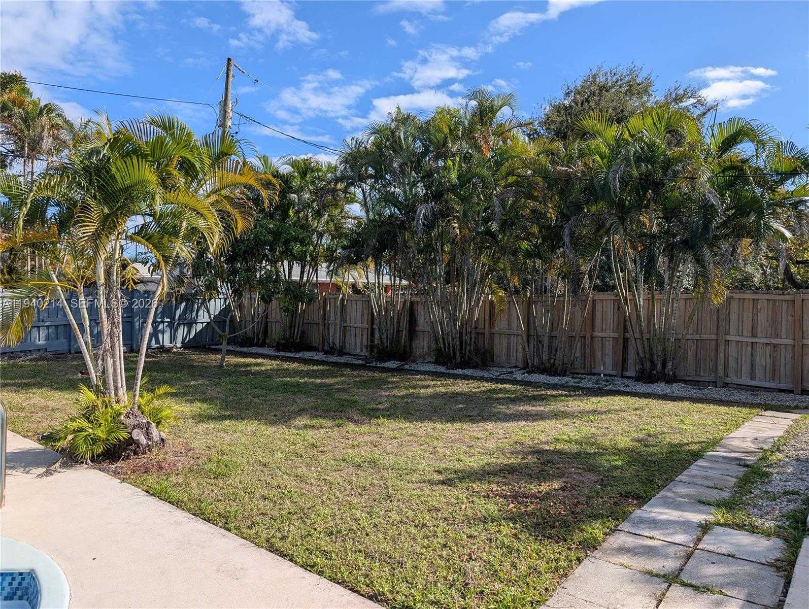 Small Image of 311 SOUTH WEST 2ND AVE #1, Dania Beach Number 14