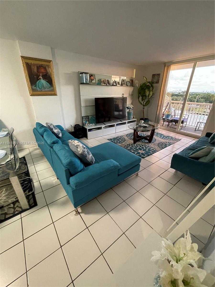 Small Image of 1251 NORTH EAST 108TH ST #811, Miami Number 13