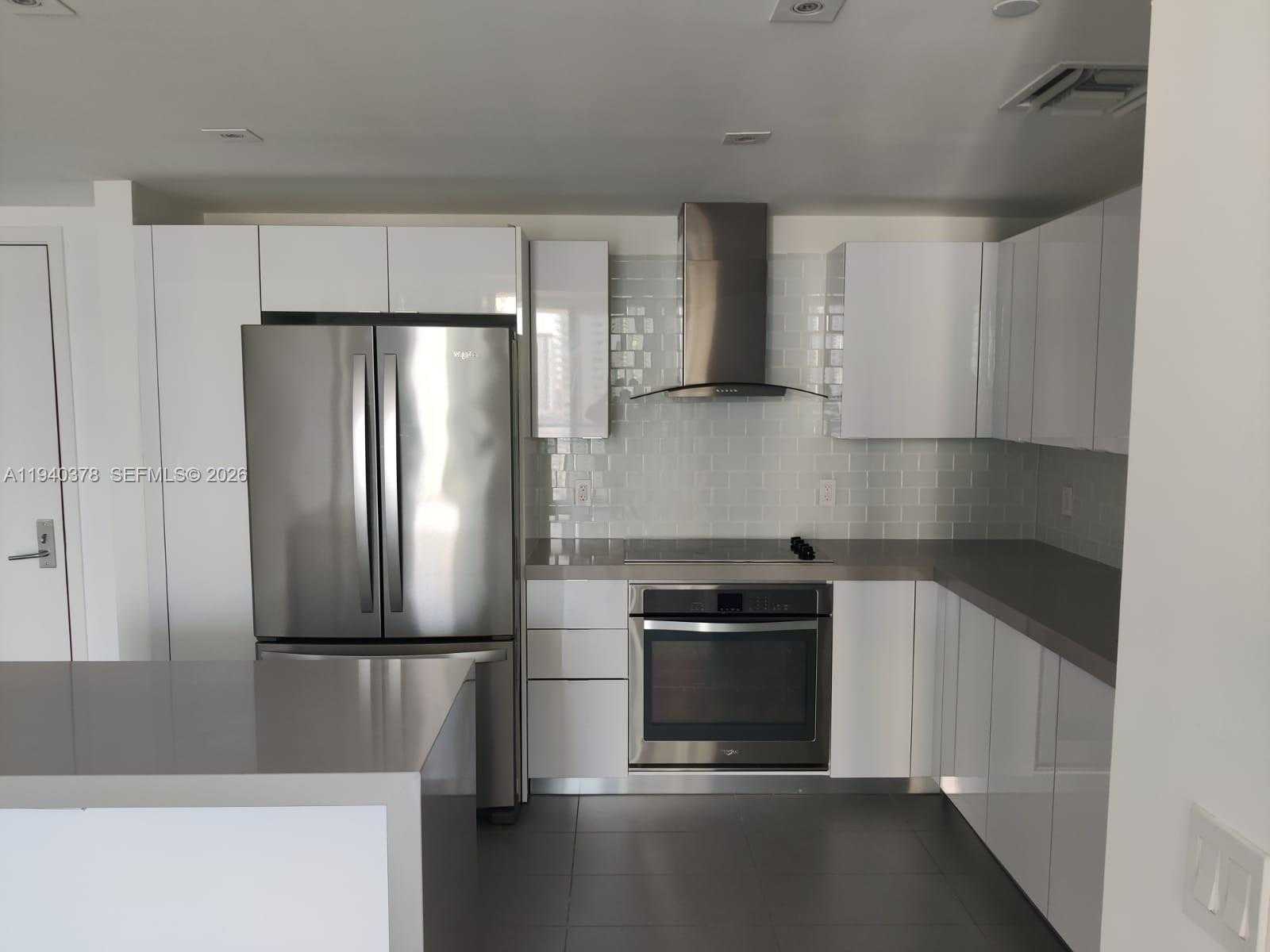 Small Image of Miami Number 37