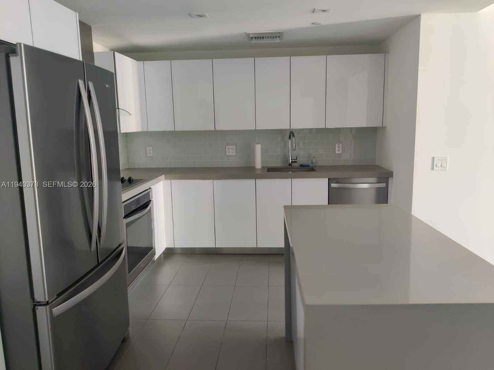 Small Image of Miami Number 38