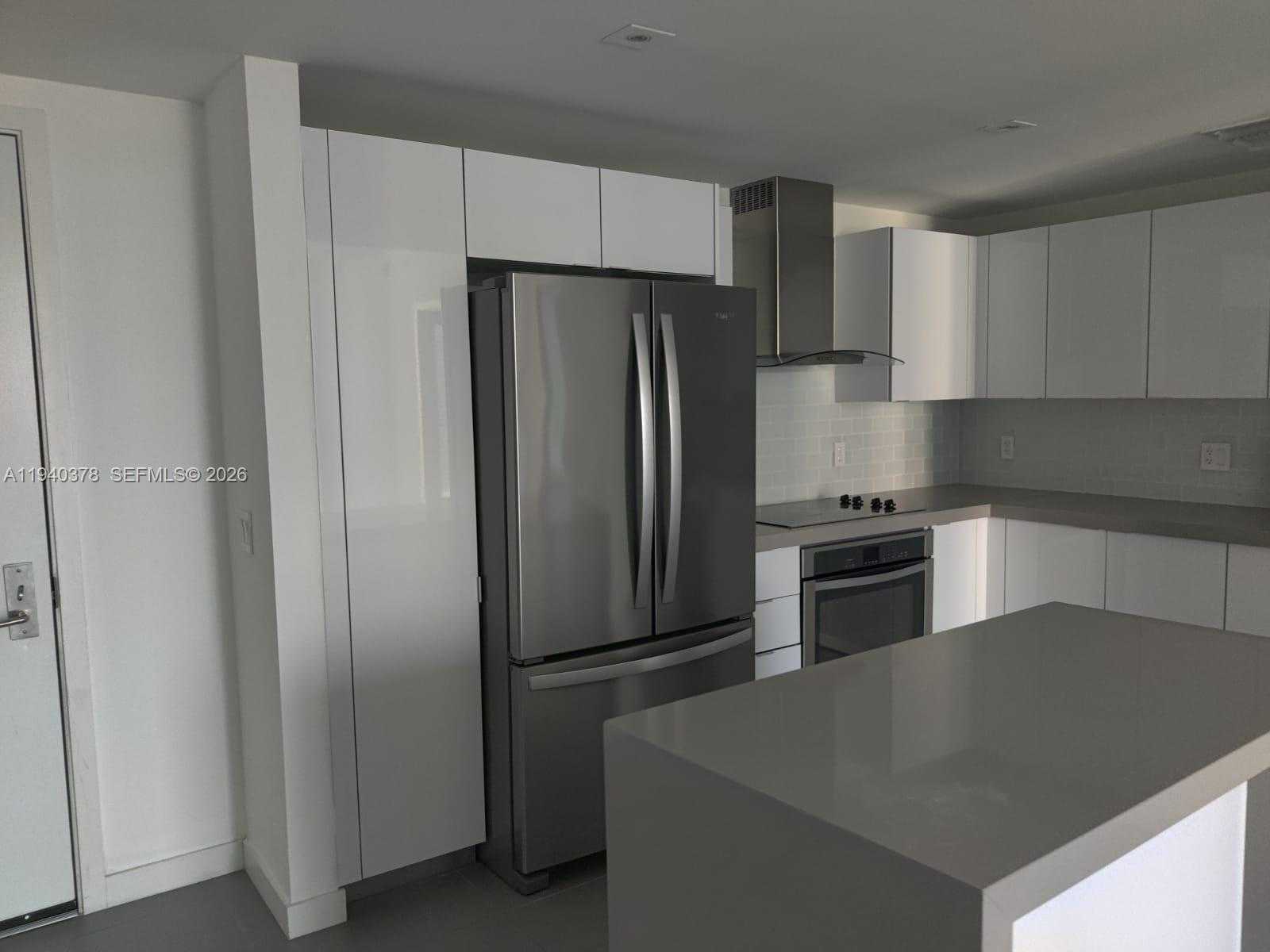 Small Image of Miami Number 40