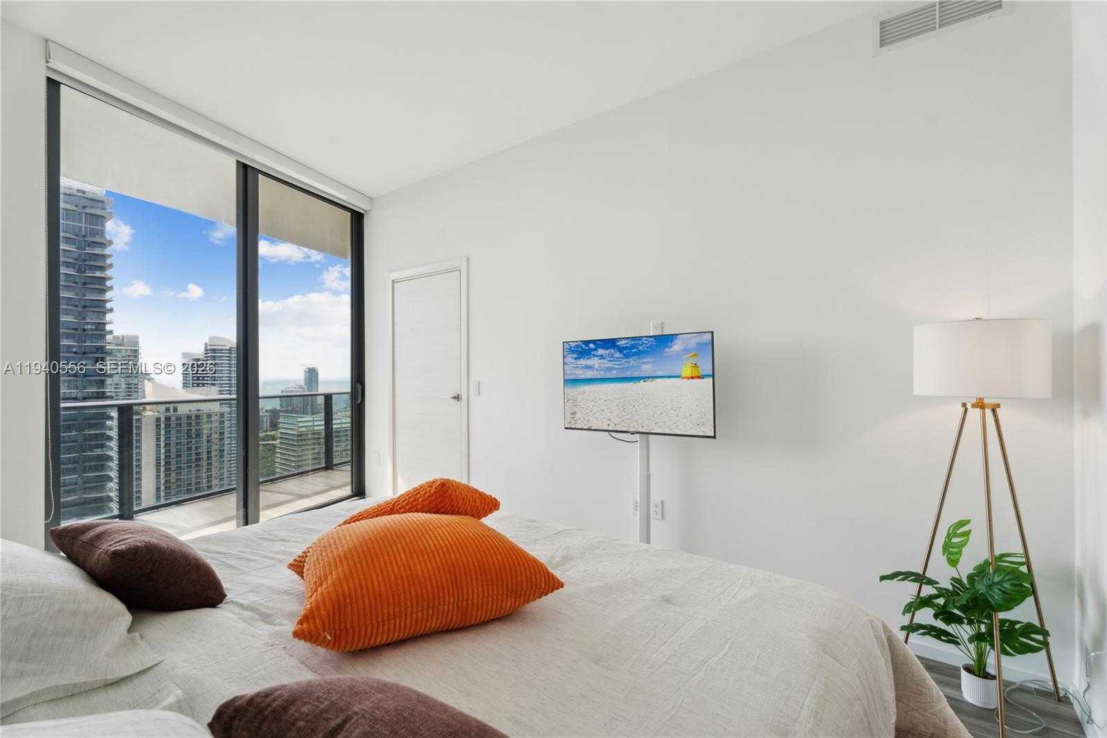 Small Image of 801 SOUTH MIAMI AVE #4803, Miami Number 10