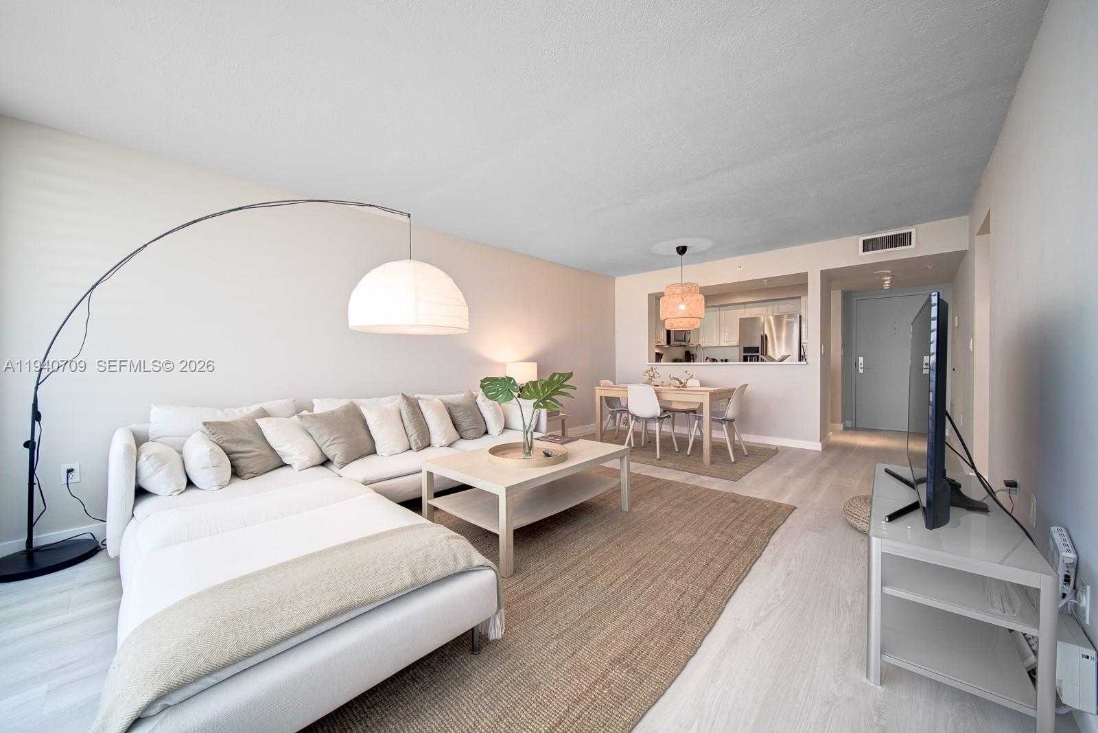 Small Image of 1900 SUNSET HARBOUR DR #1005, Miami Beach Number 4