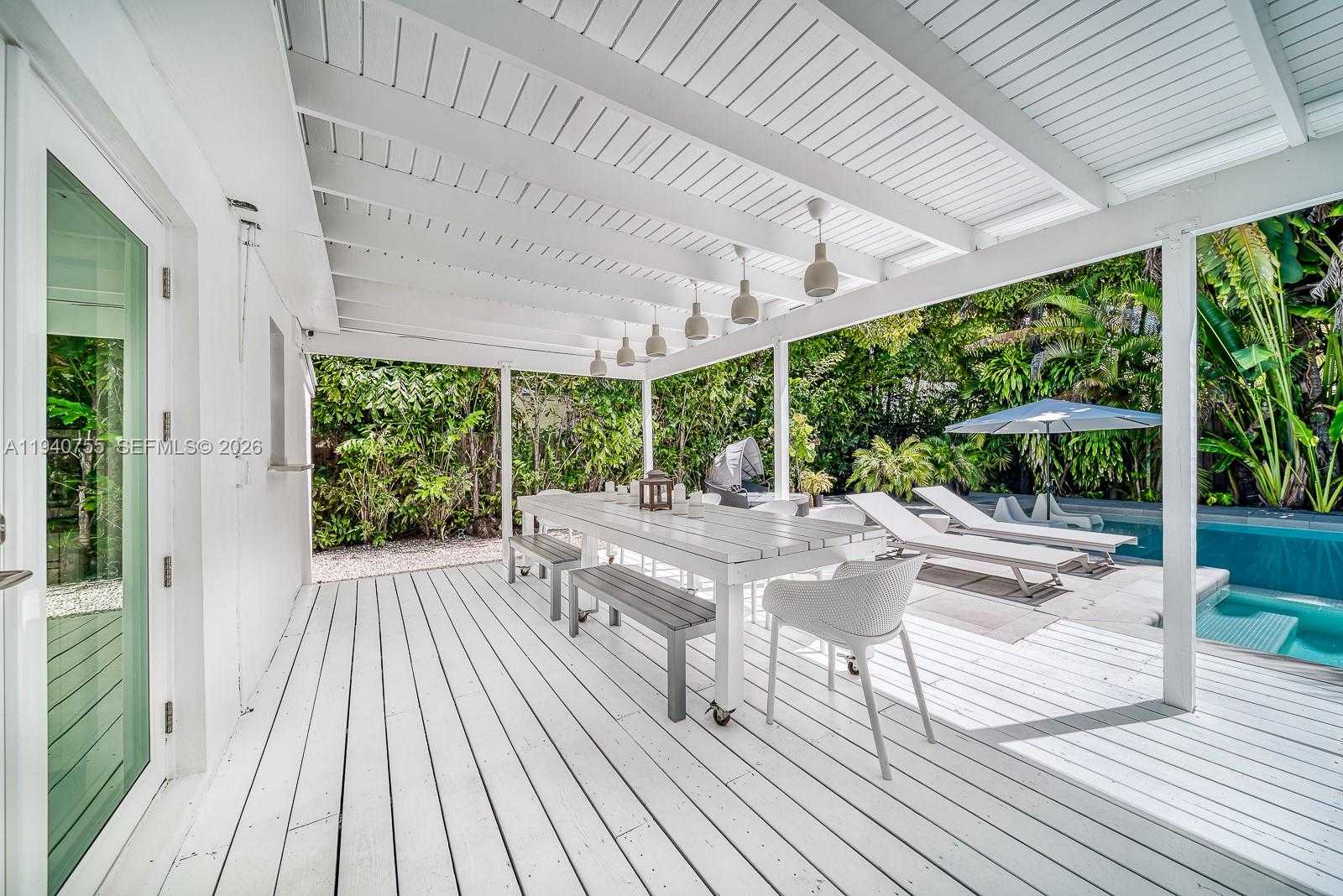 Small Image of 4000 KUMQUAT AVE, Miami Number 11