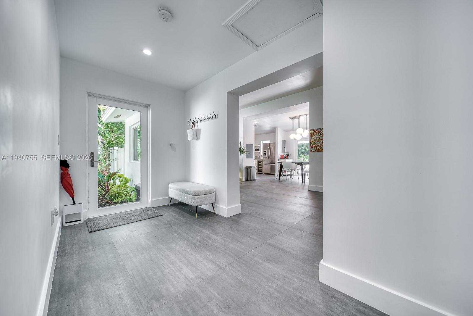 Small Image of 4000 KUMQUAT AVE, Miami Number 13